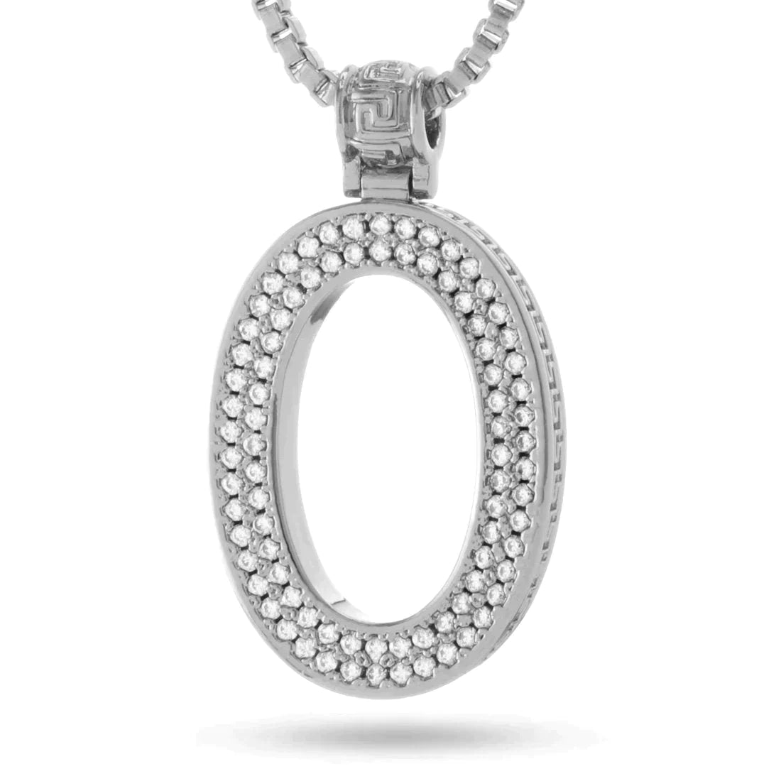 WHITE GOLD LETTER "O" NECKLACE